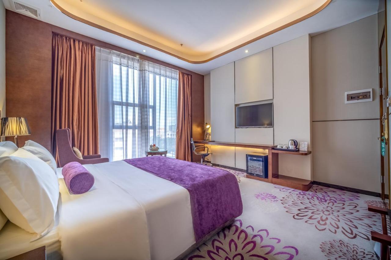 Relteem Hotel Zhongshan  Bagian luar foto