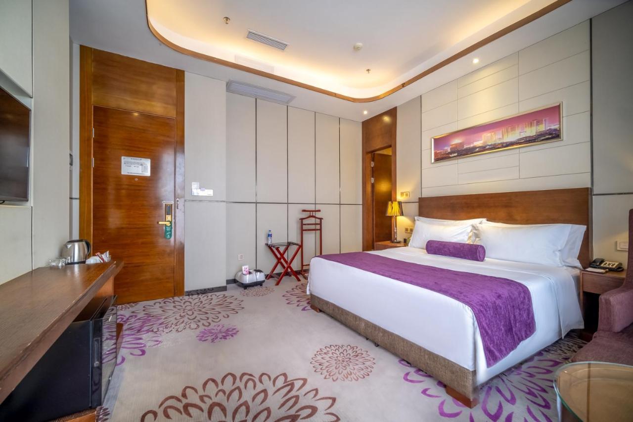 Relteem Hotel Zhongshan  Bagian luar foto