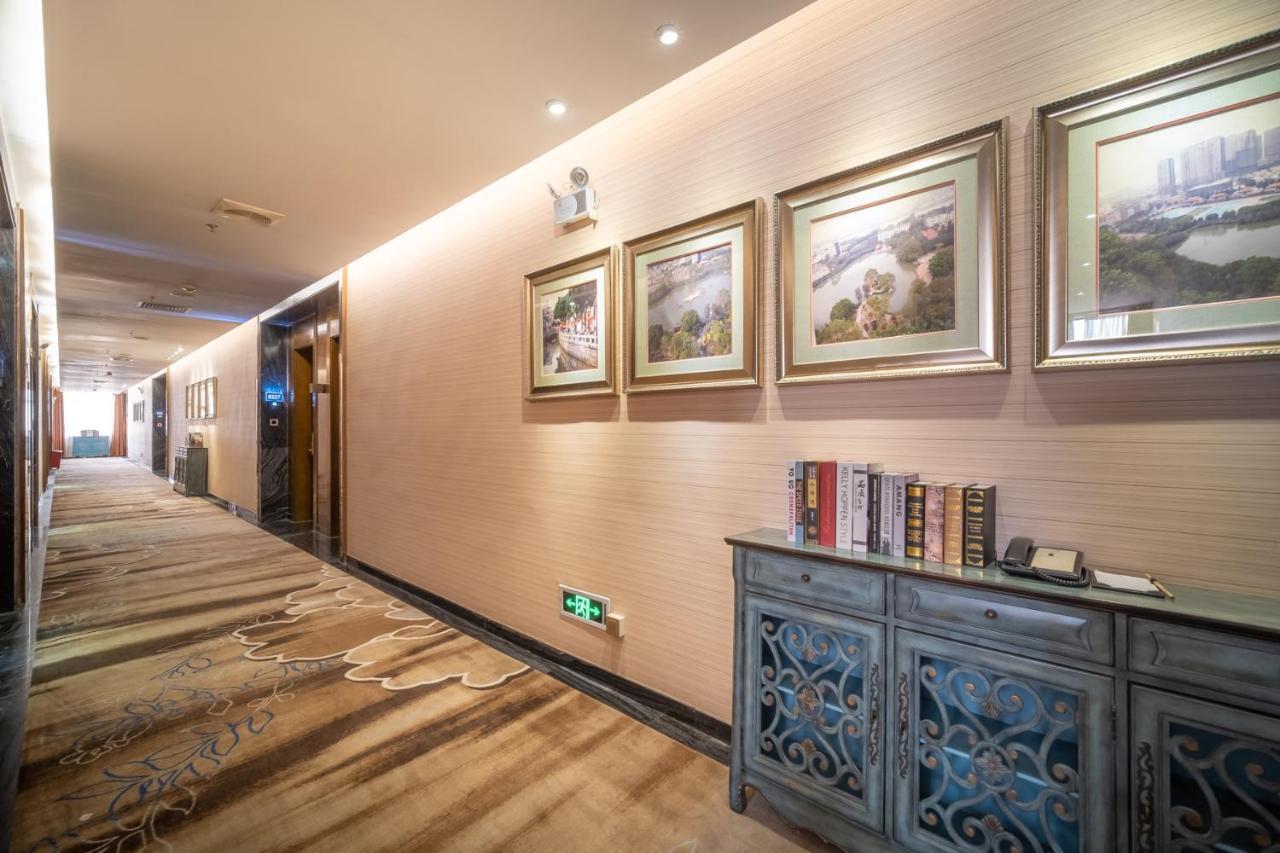 Relteem Hotel Zhongshan  Bagian luar foto
