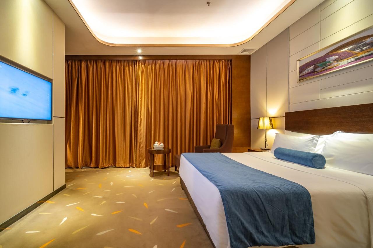 Relteem Hotel Zhongshan  Bagian luar foto