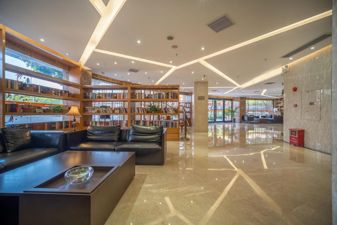Relteem Hotel Zhongshan  Bagian luar foto